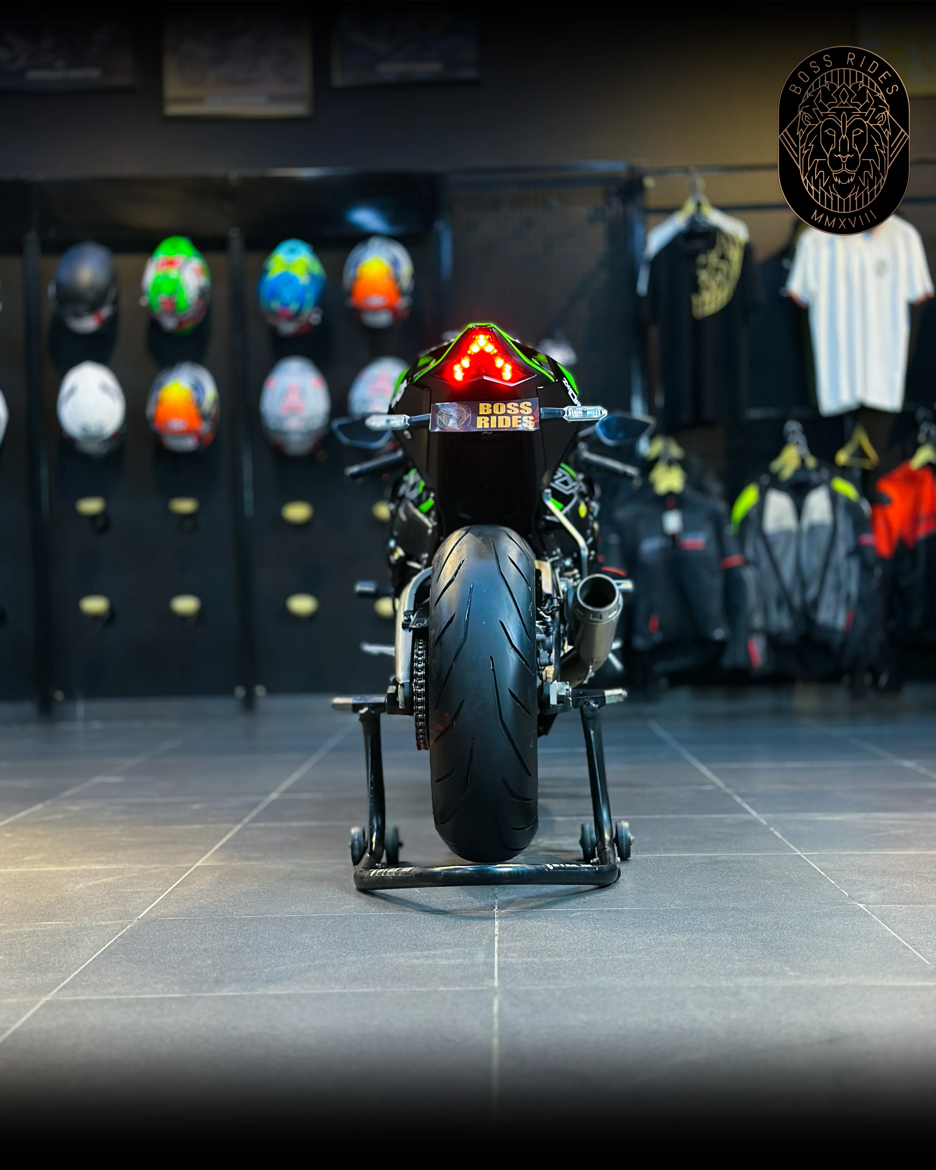 KAWASAKI ZX10R - Boss Ride
